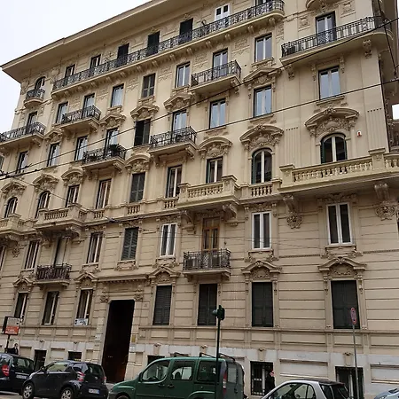 Popolo Rooms&Suites